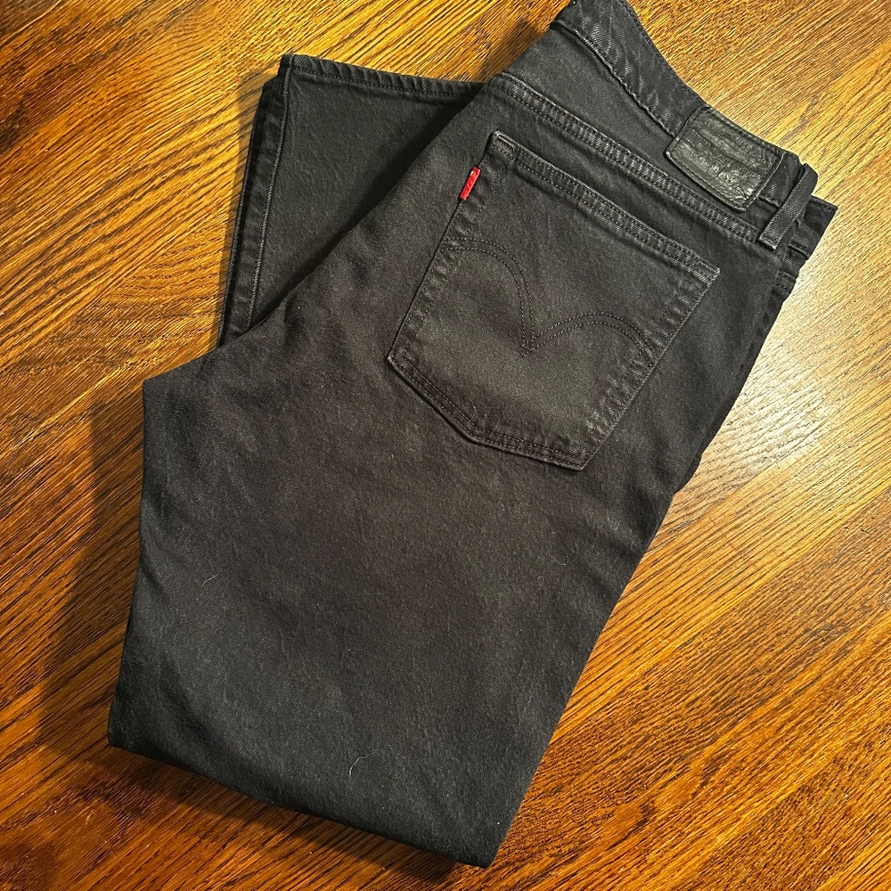 Levis Premium Wedgie Straight Jeans Womens Black Denim Button Fly Size 32x28 - Picture 9 of 9